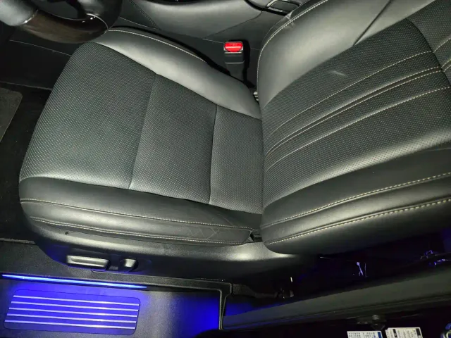 Lexus LM — Фото автомобиля 6