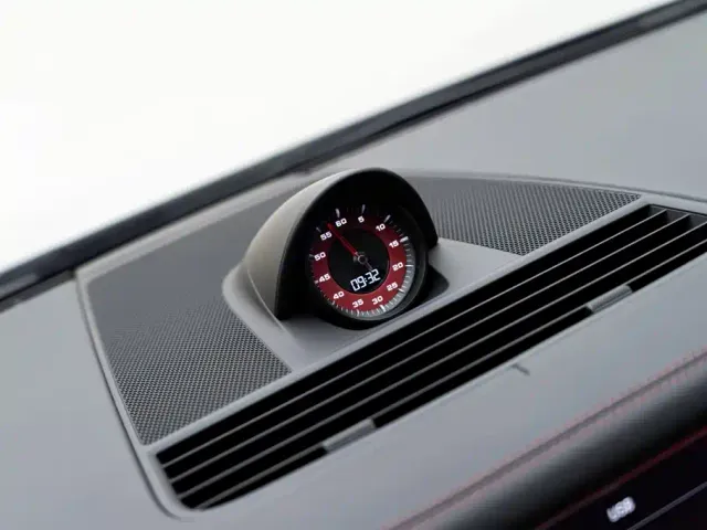 Porsche Panamera — Фото автомобиля 24