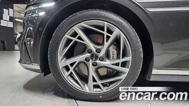 Genesis G90 Бензин 3.5 турбо AWD — Фото автомобиля 5