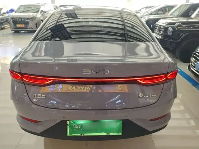 BYD Qin PLUS — Фото автомобиля 5