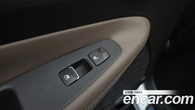 Hyundai Santafe — Фото автомобиля 18