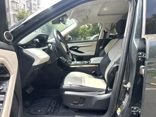 Land Rover Range Rover Evoque — Фото автомобиля 3