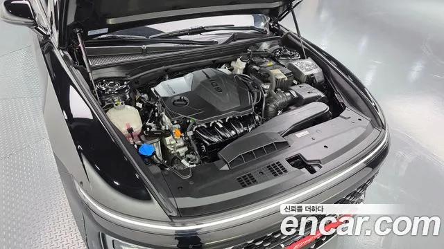 Hyundai Grandeur GN7 — Фото автомобиля 6