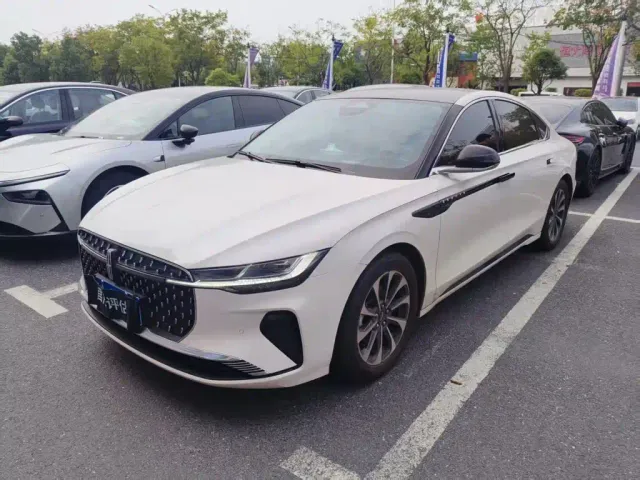Фотография автомобиля — Lincoln Z