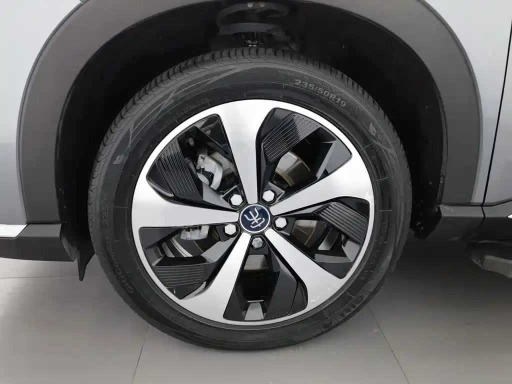 BYD Song PLUS PHEV 2021 DM-i 110KM Flagship — Фото автомобиля 17