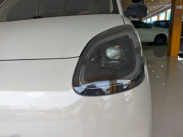 Wuling Hongguang Mini EV — Фото автомобиля 23