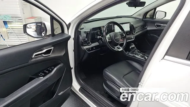 Kia Sportage Sportage 5-е поколение Бензин 1.6 турбо 2WD — Фото автомобиля 10