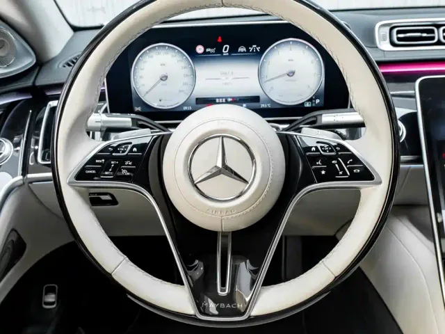 Mercedes-Benz Maybach S-Class — Фото автомобиля 16