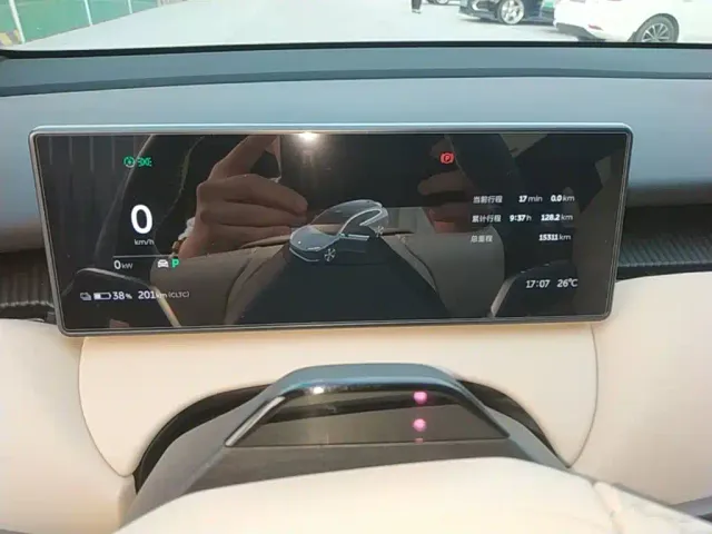 Nio ET5 Touring — Фото автомобиля 11