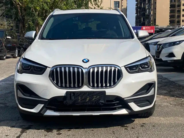 BMW X1 — Фото автомобиля 11