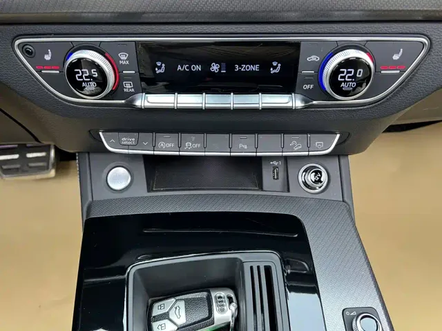 Audi Q5L — Фото автомобиля 19