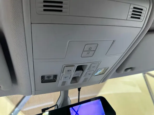 Volkswagen Tanying 2021 1.5L Automatic 30th Anniversary Edition — Фото автомобиля 12