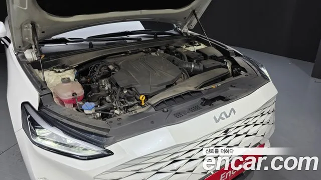 Kia K8 — Фото автомобиля 6