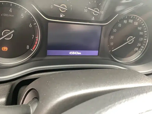 Buick Regal — Фото автомобиля 10