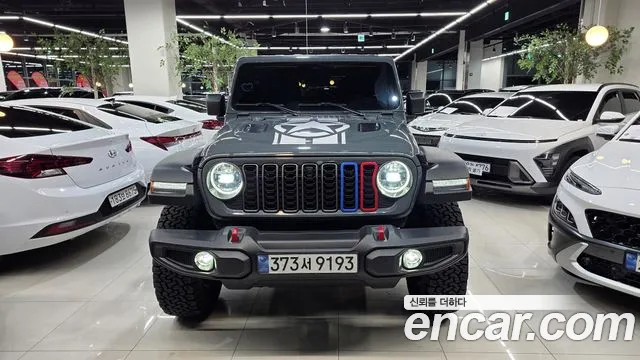 Фотография автомобиля — Jeep Wrangler JL