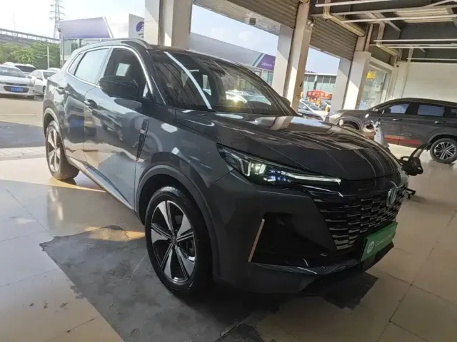 Changan Changan CS55 PLUS 2022 2nd Generation 1.5T DCT Excellence — Фото автомобиля 3