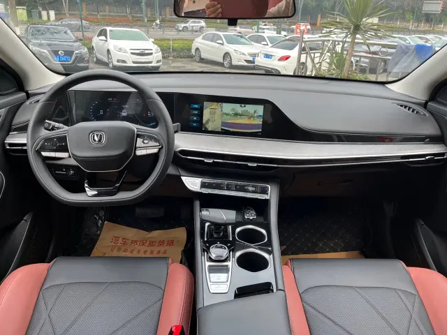 Changan Eado — Фото автомобиля 9