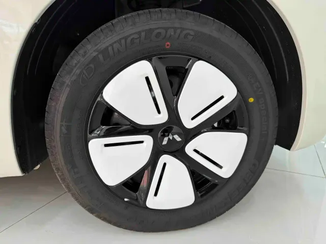 Wuling Hongguang Mini EV — Фото автомобиля 21
