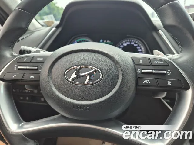Hyundai Sonata — Фото автомобиля 17