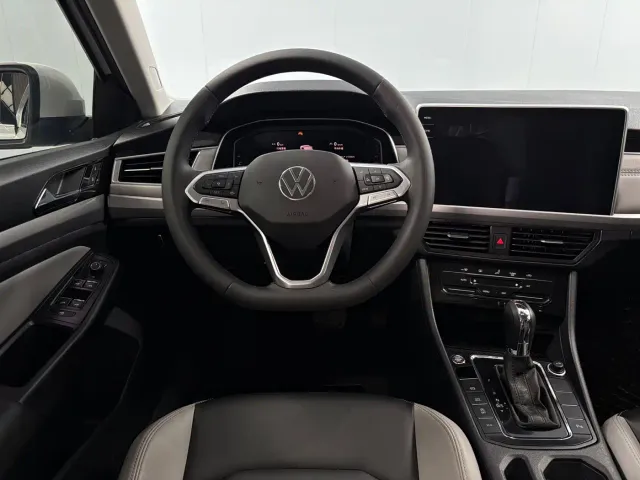 Volkswagen Bora 2023 280TSI DSG Prestige Edition — Фото автомобиля 6