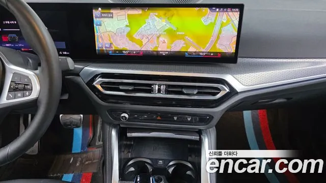 BMW i4 — Фото автомобиля 25