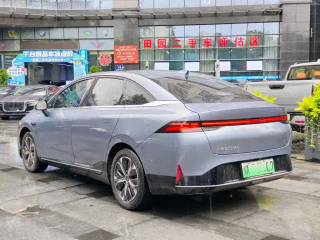 Xpeng P5 — Фото автомобиля 5