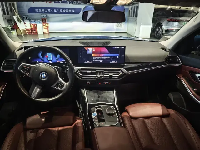 BMW i3 — Фото автомобиля 5
