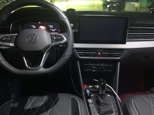 Volkswagen Tiguan L — Фото автомобиля 5