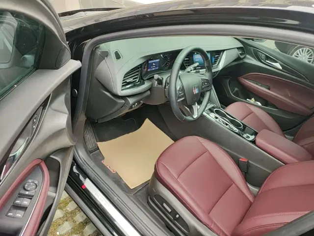 Buick Regal — Фото автомобиля 15