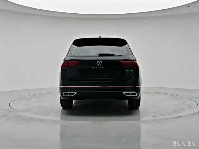 Volkswagen Tiguan L — Фото автомобиля 5