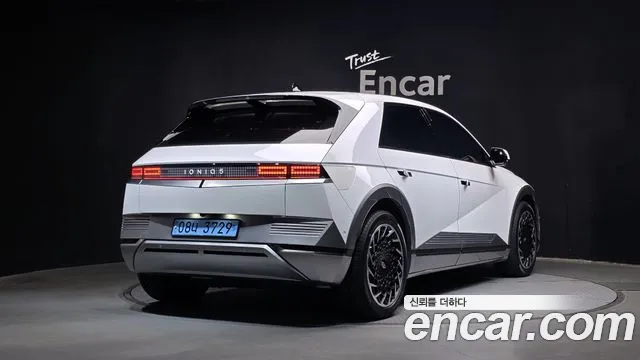 Hyundai Ioniq 5 — Фото автомобиля 2