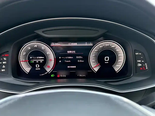 Audi A6L — Фото автомобиля 16