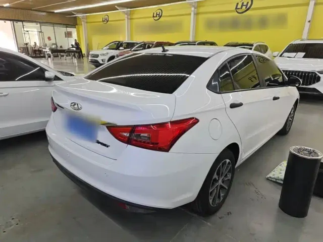 Chery Arrizo 5 — Фото автомобиля 6