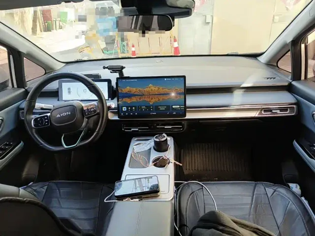 GAC Aion Y — Фото автомобиля 12