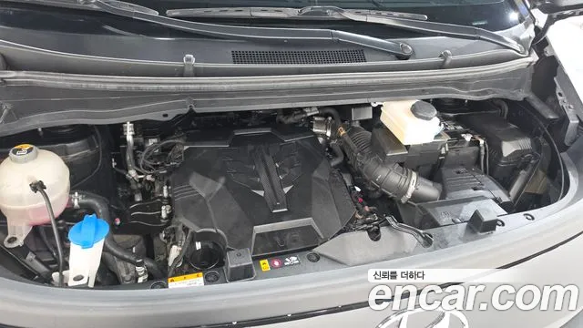 Hyundai Staria — Фото автомобиля 9