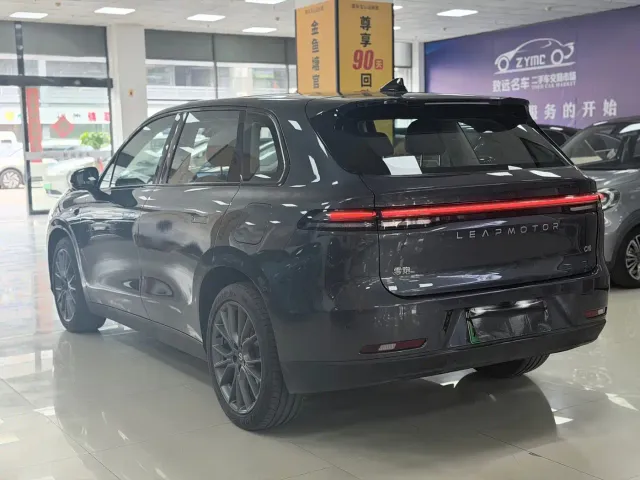 Leapmotor C10 — Фото автомобиля 4