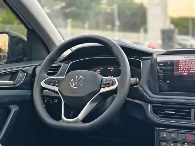 Volkswagen Tharu — Фото автомобиля 14