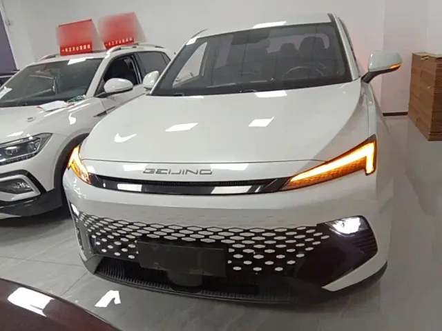 Beijing X55 — Фото автомобиля 2