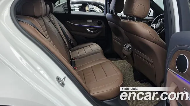 Mercedes-Benz E-Class W213 — Фото автомобиля 18