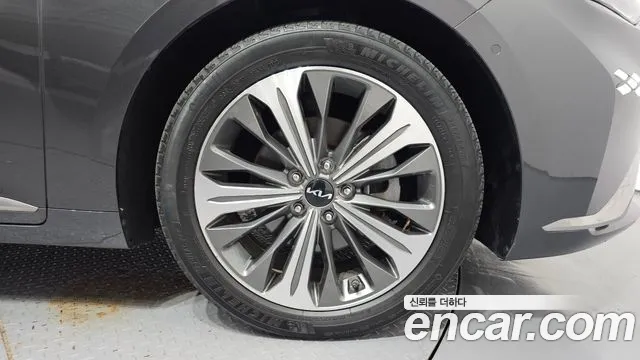 Kia K8 Hybrid — Фото автомобиля 6