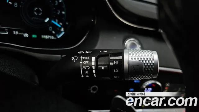 Genesis GV70 2.5T Бензин AWD — Фото автомобиля 18