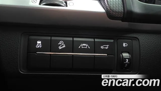 KG_Mobility_Ssangyong Rexton All Rexton Дизель 2.2 4WD — Фото автомобиля 15