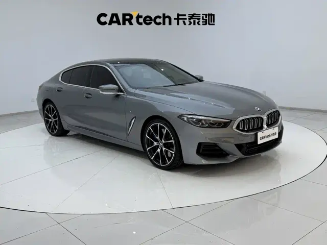 BMW 8 Series — Фото автомобиля 2