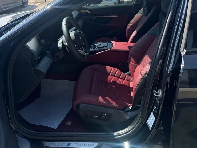 BMW 5 Series — Фото автомобиля 10