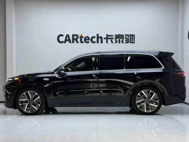 Li Auto L9 — Фото автомобиля 7
