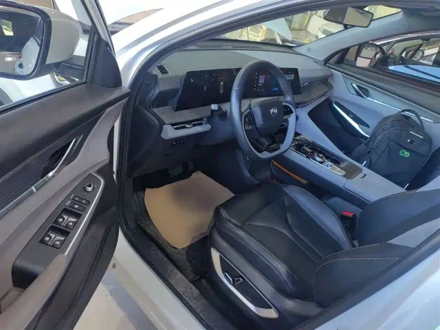 Changan CS75 Plus — Фото автомобиля 12
