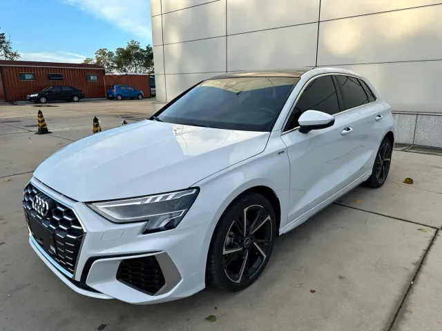 Фотография автомобиля — Audi A3