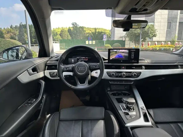 Audi A4L — Фото автомобиля 23