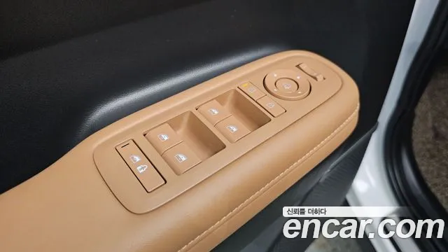 Hyundai Santafe — Фото автомобиля 16