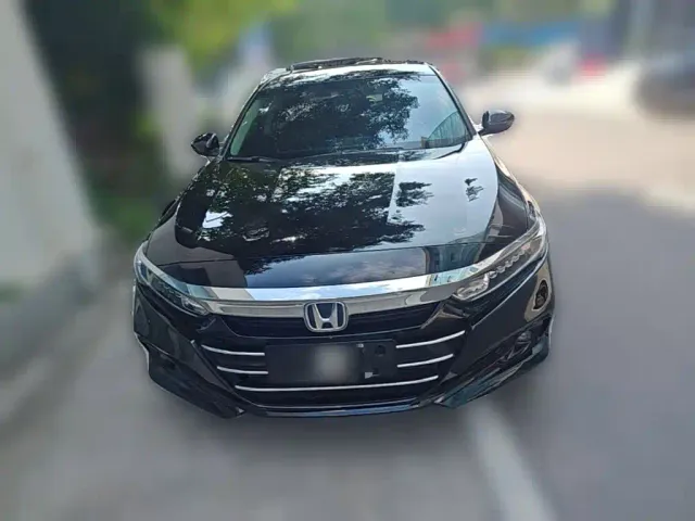 Honda Accord — Фото автомобиля 4